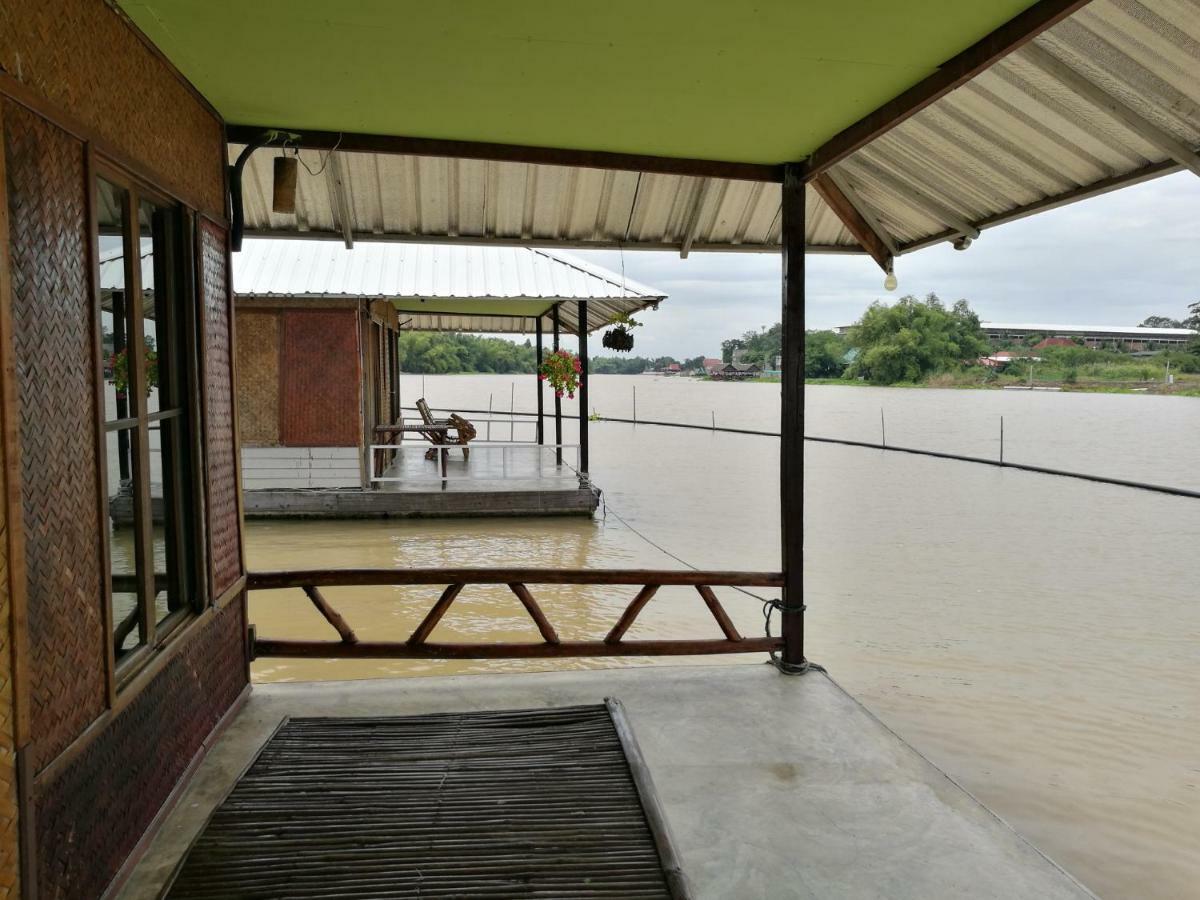 River Marina Resort Uthai Thani Exterior foto